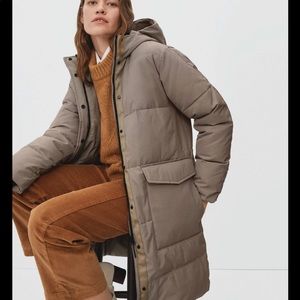 Everlane renew puffer long jacket - colour: burnt sugar